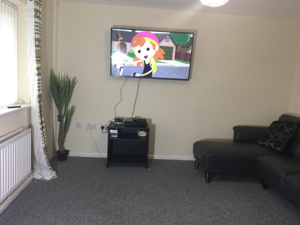 Nice Residential Within Easy Reach Of Town 맨체스터 외부 사진